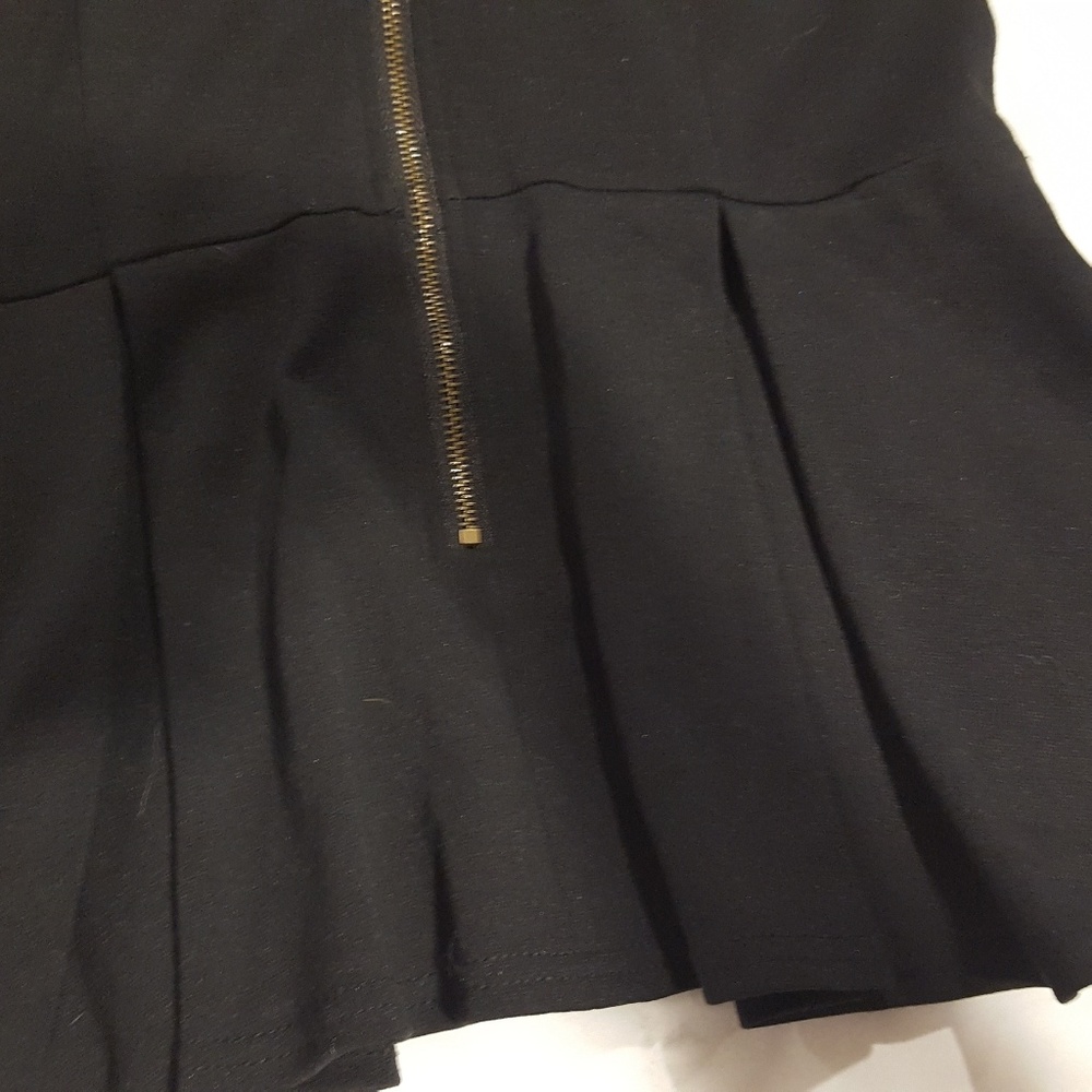 ASTR The Label - Picture 6 of 8